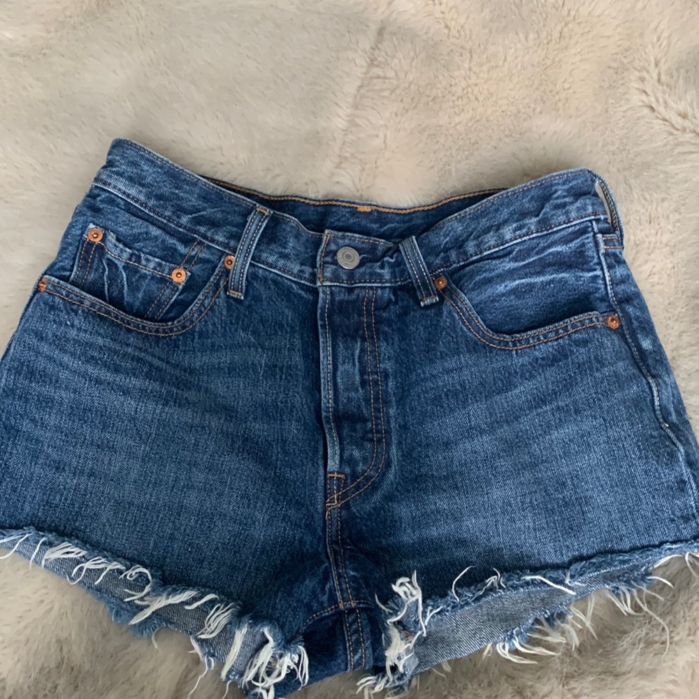 Levi’s shorts